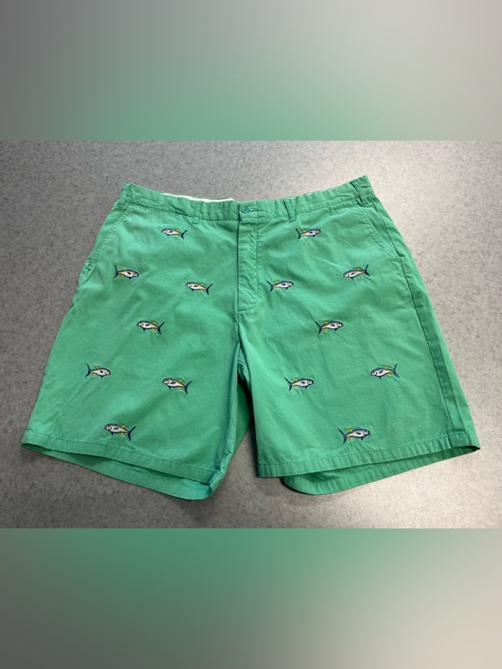 Castaway Nantucket Fish Embroidered Green Shorts—Mens 42/ 9” Inseam